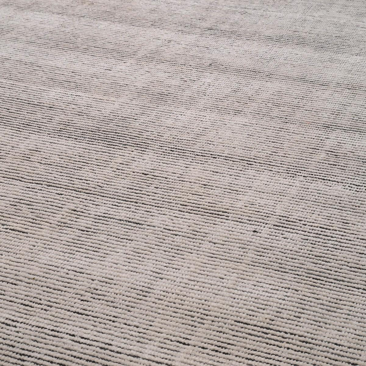 Eichholtz Izeda Outdoor Carpet, Black, White, 118.11"L x 157.48"W (117035 YV0J041QVD)