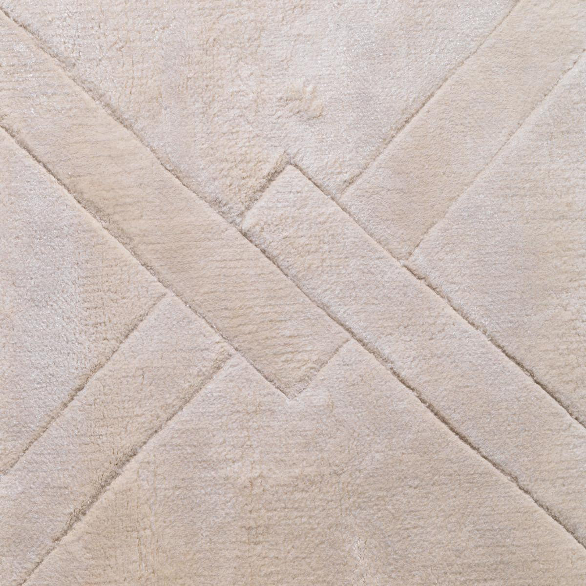 Eichholtz La Belle Carpet, Silver Sand, 118.11"L x 157.48"W (114728 YV0J03YT2D)