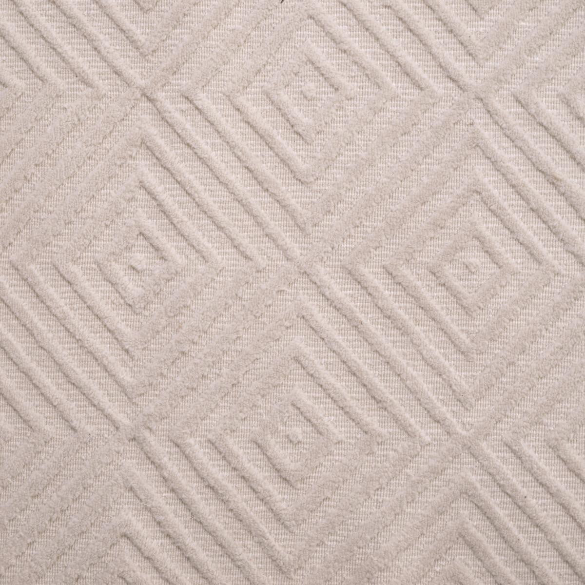 Eichholtz Linara Outdoor Carpet, Beige, 118.11"L x 157.48"W (117032 YV0J041QVE)
