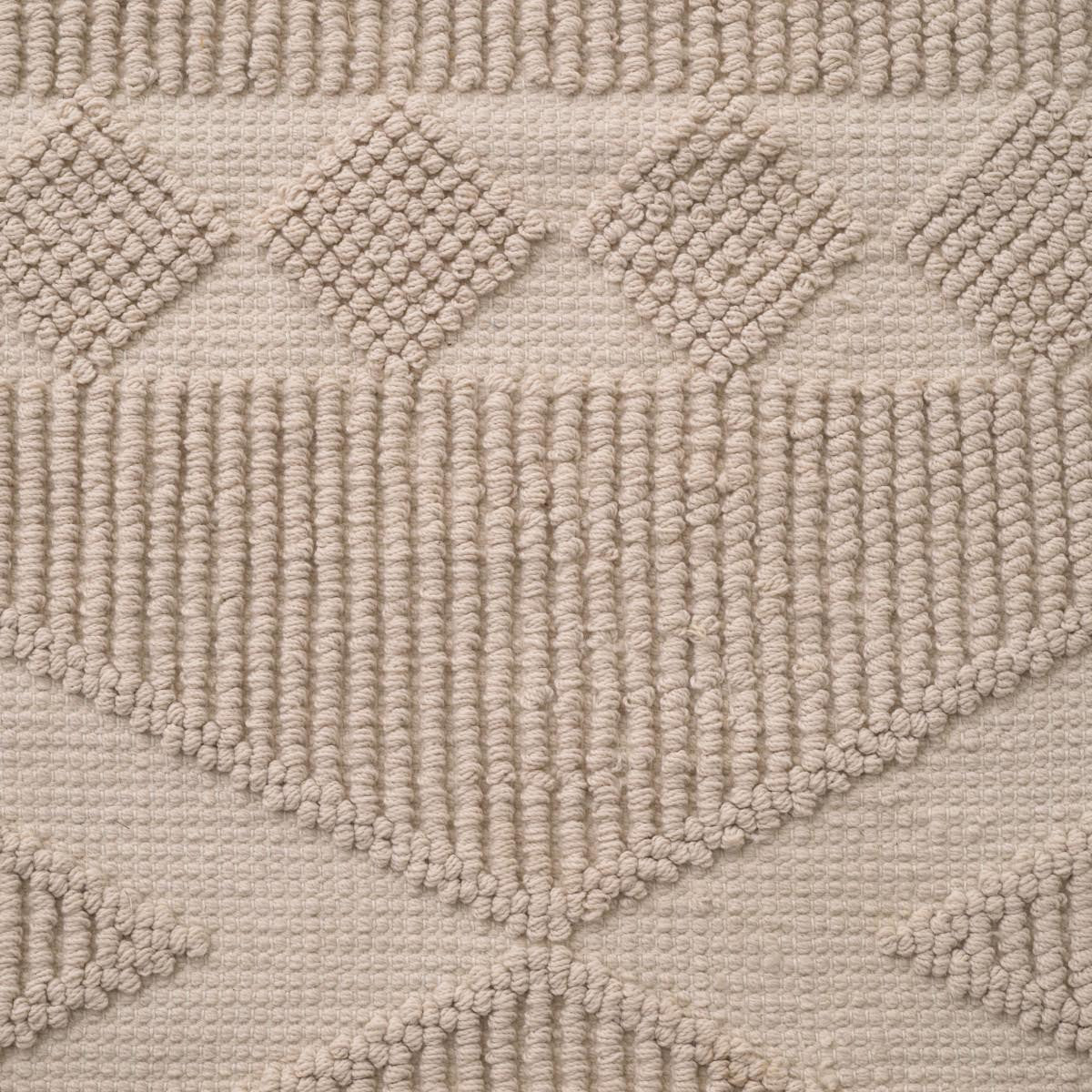 Eichholtz Romari Outdoor Carpet, Beige, 118.11"L x 157.48"W (117033 YV0J041QVG)