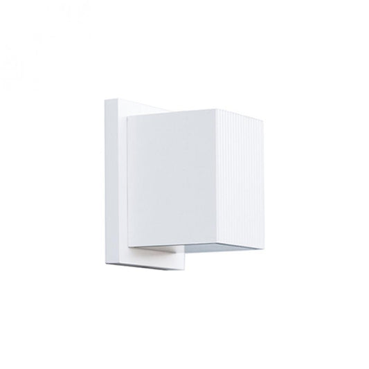 Kuzco Lighting Inc Mavis 5-in LED Outdoor Wall Sconce White