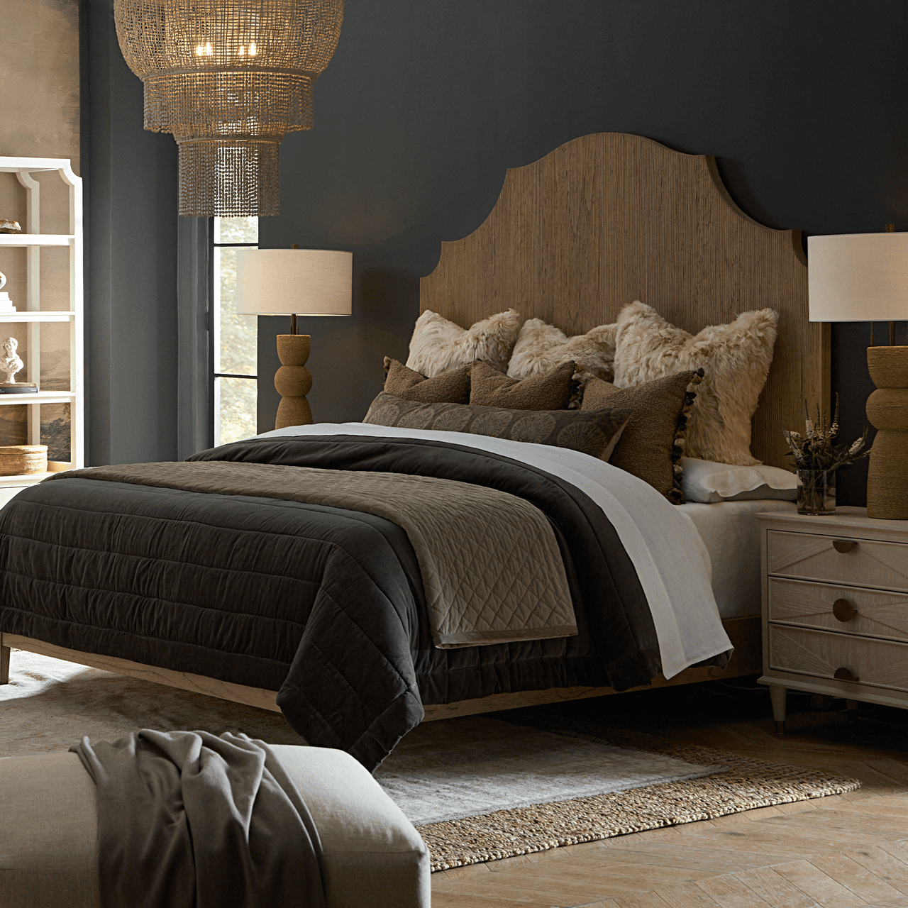 Gabby Halia Chandelier