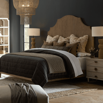 Gabby Halia Chandelier