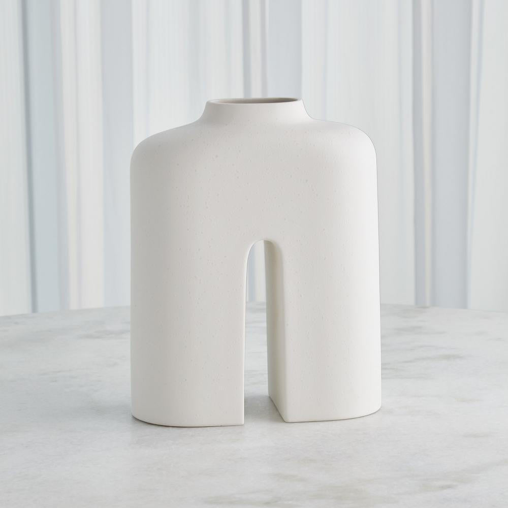 Global Views Guardian Large White/Cream Vase