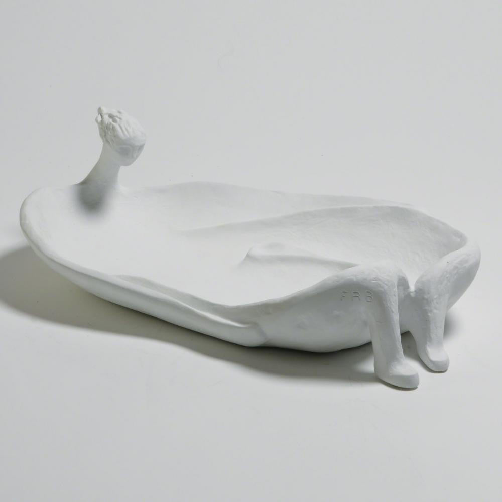 Global Views La Femme Baignoire White Sculpture
