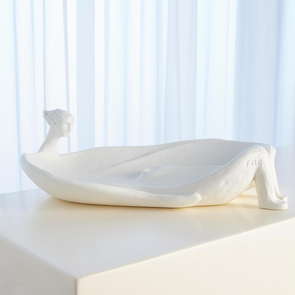Global Views La Femme Baignoire White Sculpture