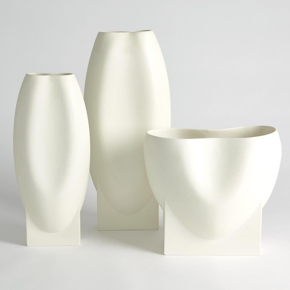 Global Views Orpheus Large Ivory Vase