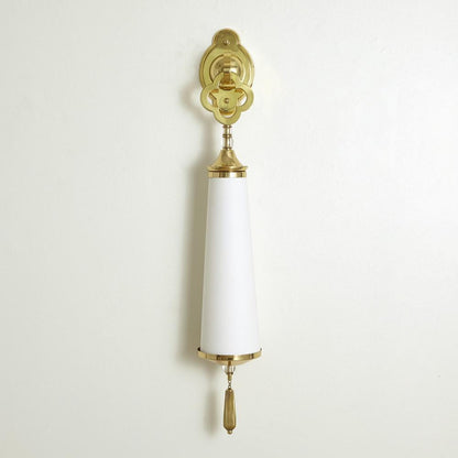 Global Views Quatrefoil Brass Wall Sconce HW