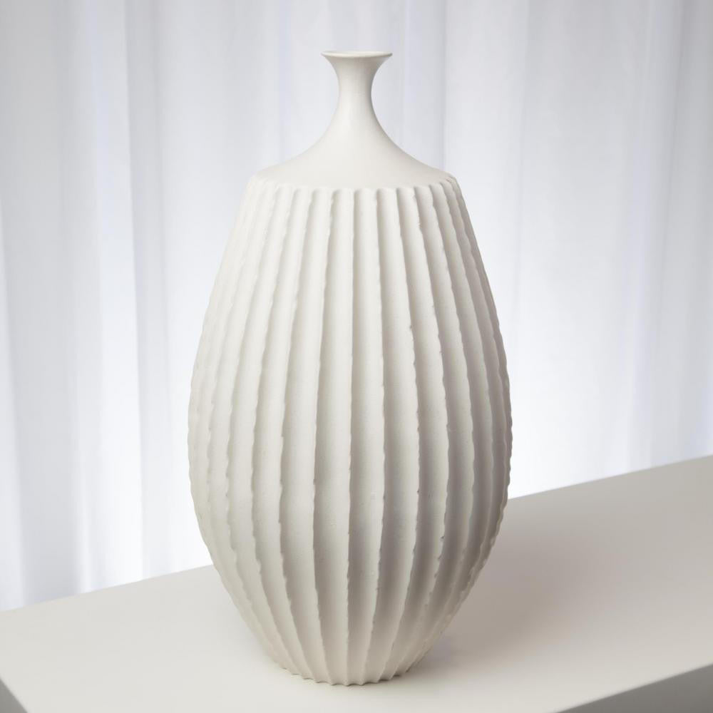 Global Views Sawtooth Medium Rustic White Vase