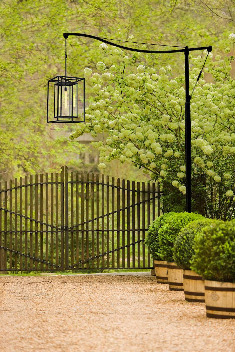 Exterior-Hinkley-HL2592