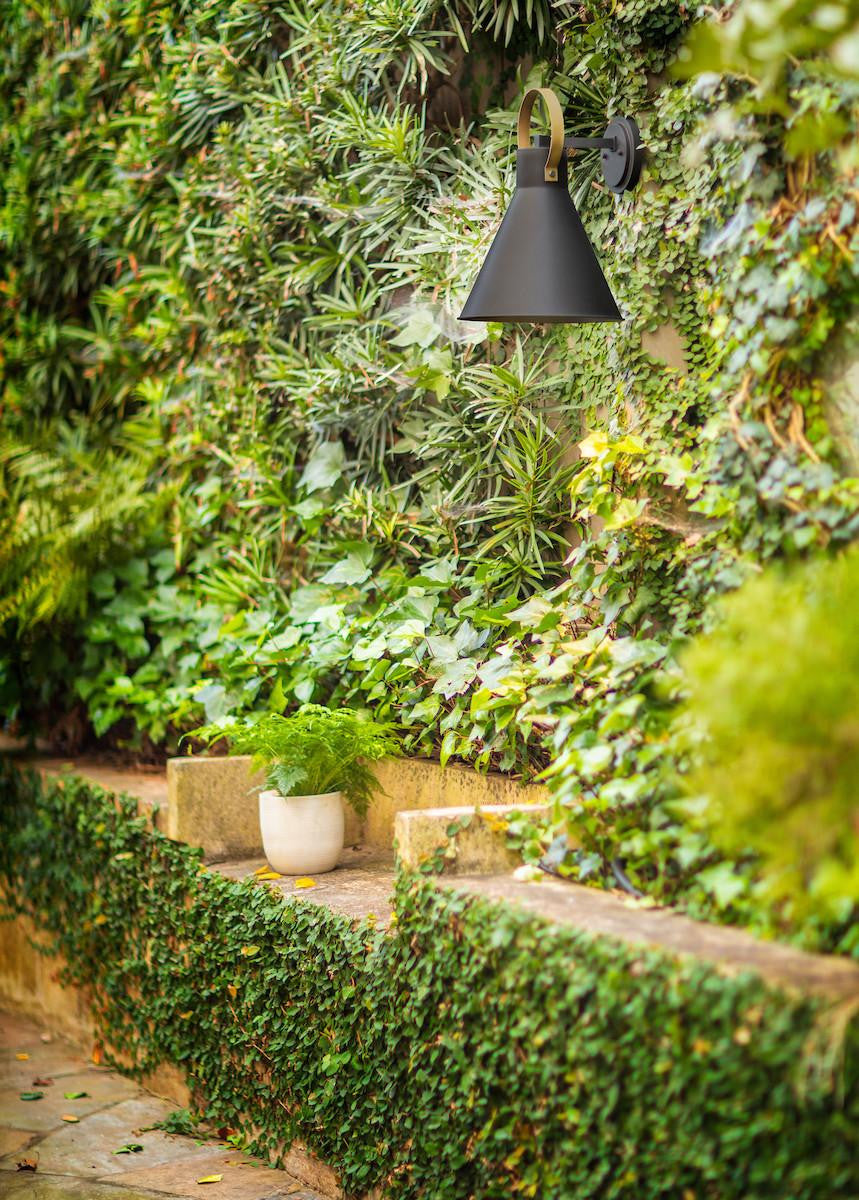 Hinkley Winnie Medium Barn Light