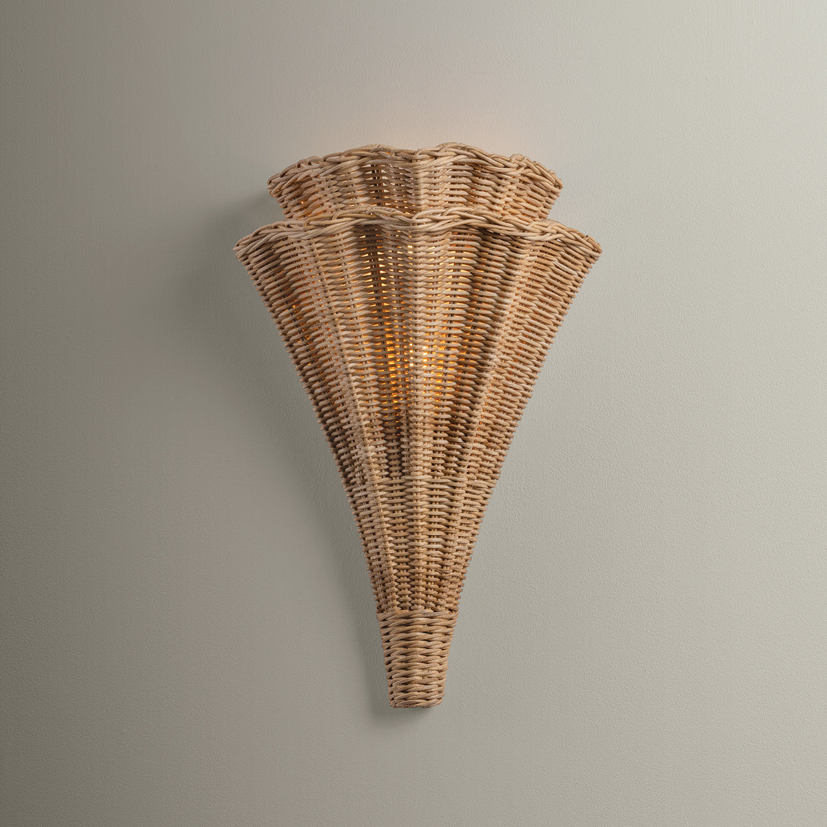 Hudson Valley Arverne 2-Light Wall Sconce in Vintage Gold Leaf, alternate view 1