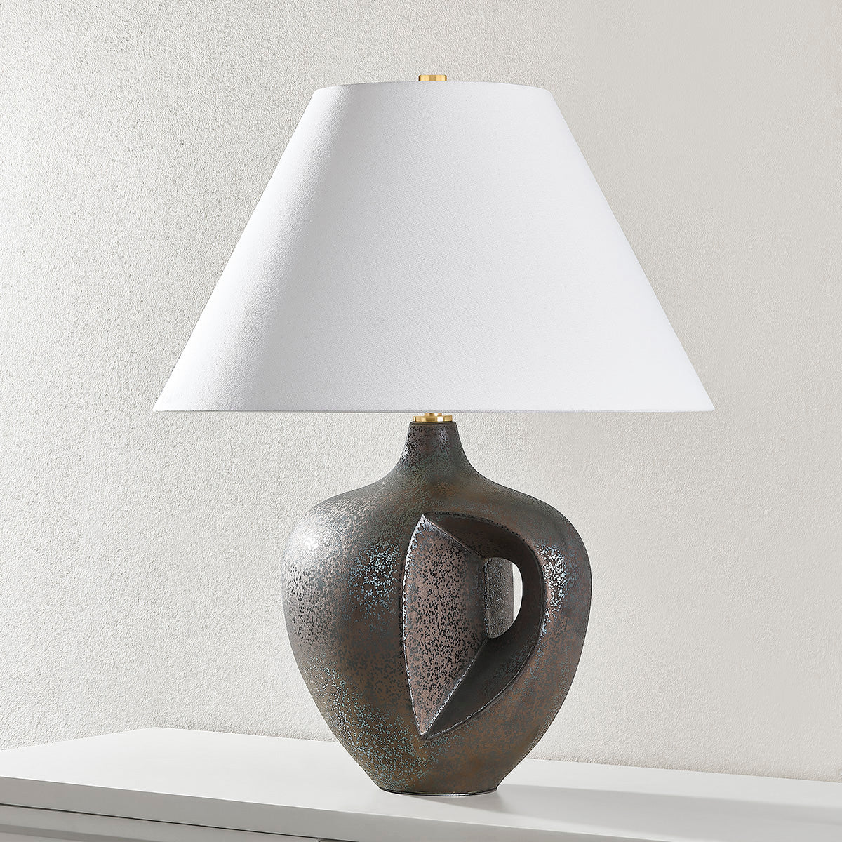 Hudson Valley Avenel Table Lamp Aged Brass/Ceramic Reactive Bronze detail view 3