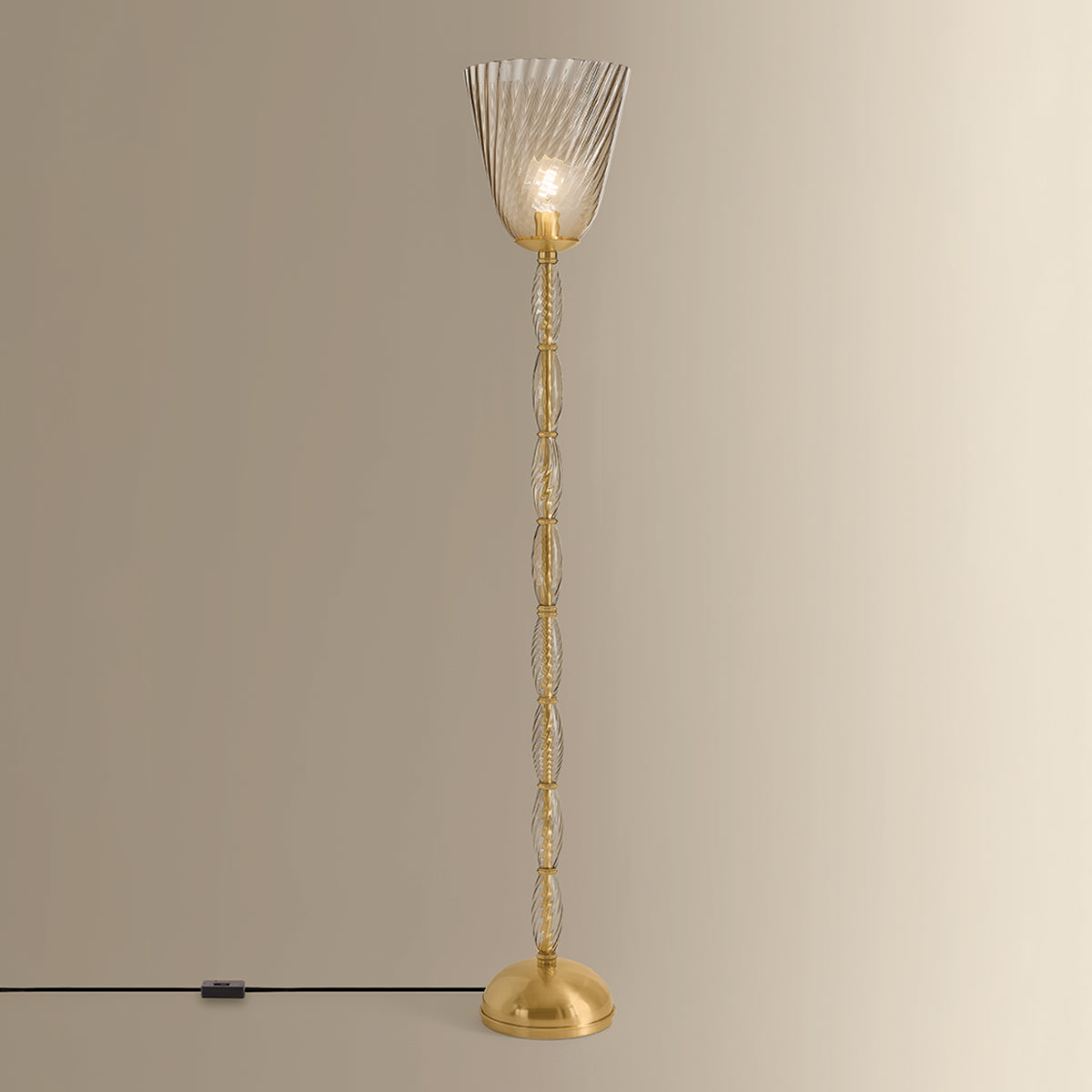 Hudson Valley Bleecker Floor Lamp Aged Brass detail view 5