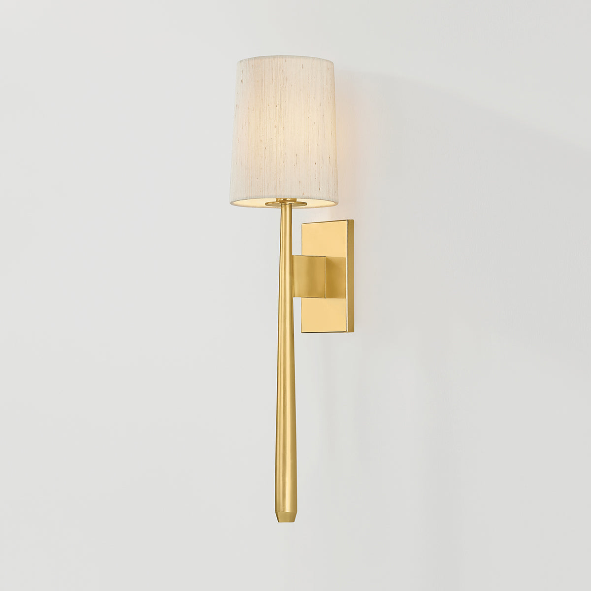 Hudson Valley Bridgeton Wall Sconce in Aged Brass, alternate view 2