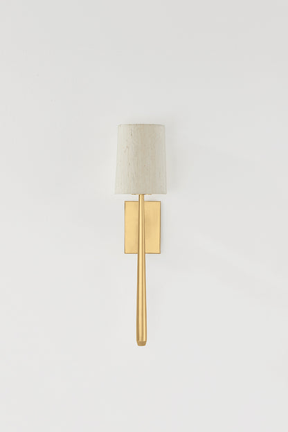 Hudson Valley Bridgeton Wall Sconce in Aged Brass, room setting 1