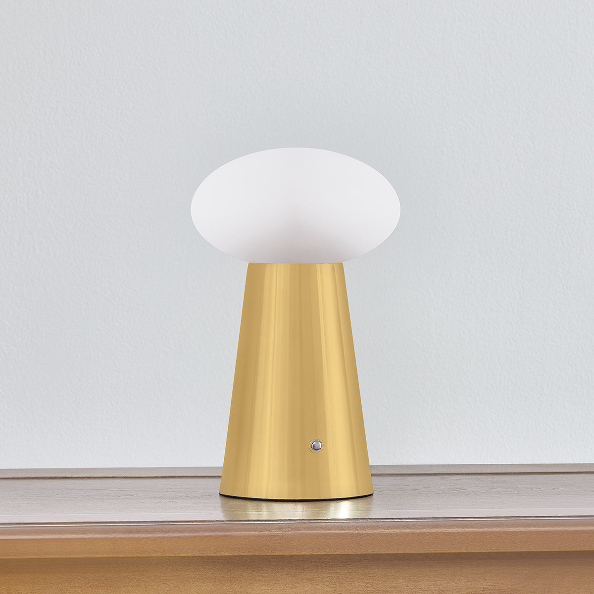 Hudson Valley Cashel Table Lamp in Aged Brass, alternate view 1