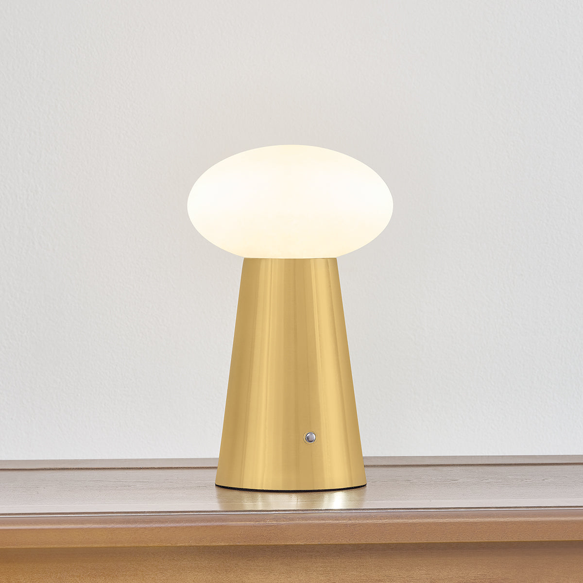 Hudson Valley Cashel Table Lamp in Aged Brass, alternate view 2