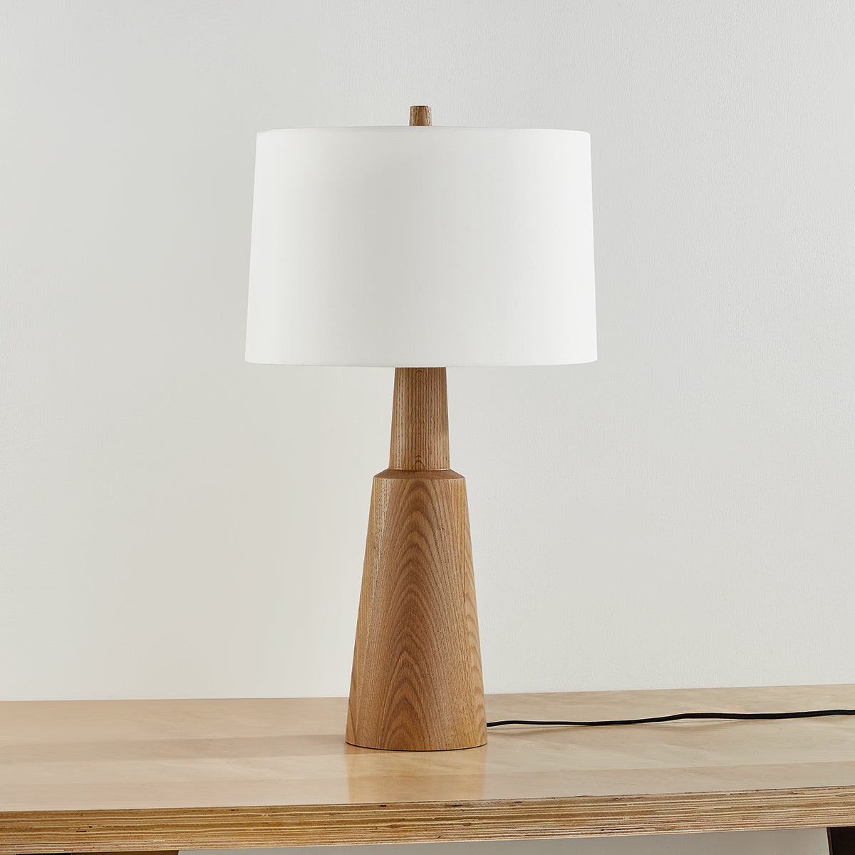 Hudson Valley Dennis Table Lamp Aged Brass detail view 4