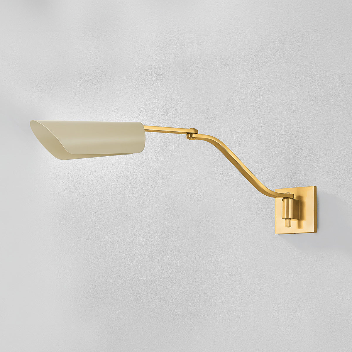 Hudson Valley Douglaston Wall Sconce in Aged Brass / Soft Sand, alternate view 1