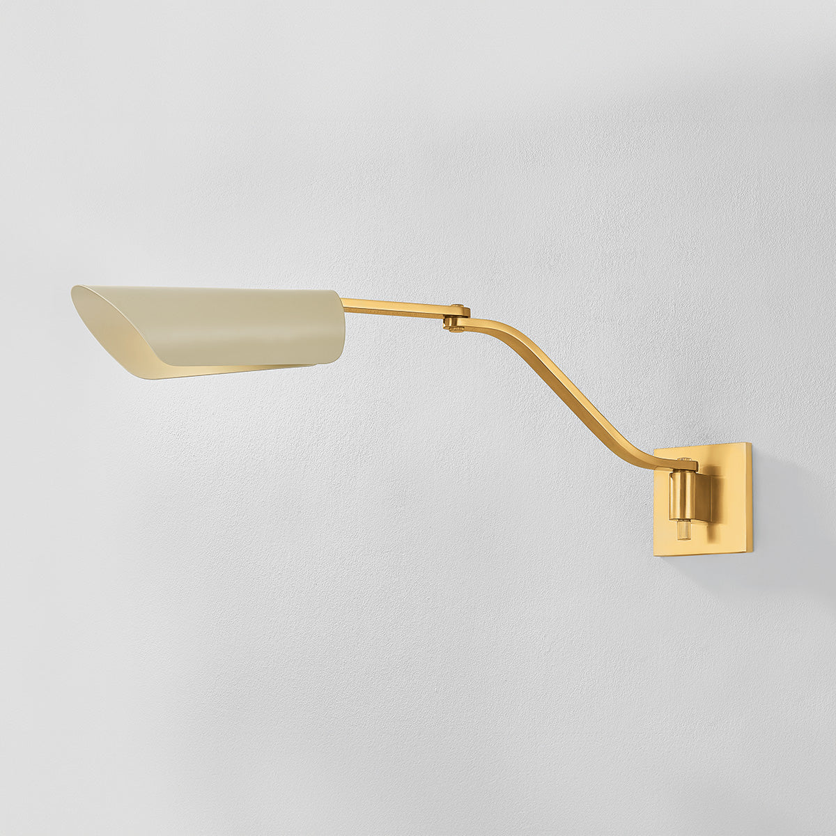 Hudson Valley Douglaston Wall Sconce in Aged Brass / Soft Sand, alternate view 2