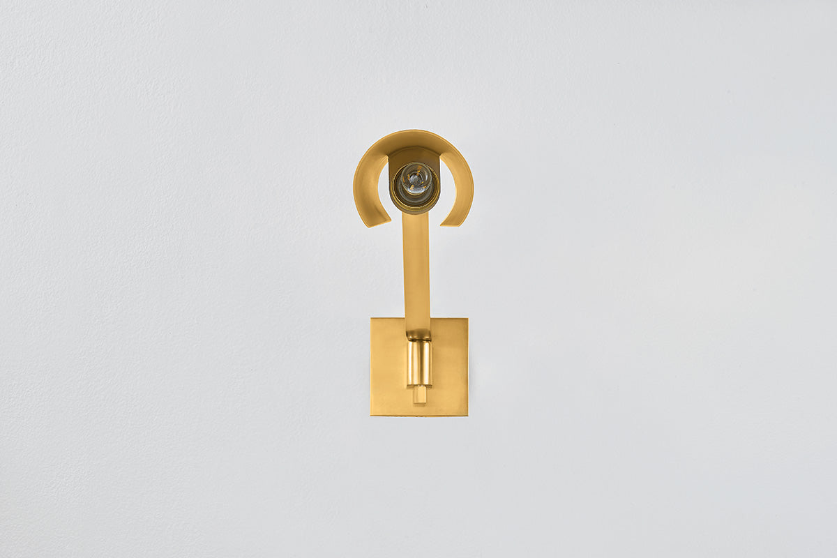 Hudson Valley Douglaston Wall Sconce in Aged Brass / Soft Sand, room setting 1