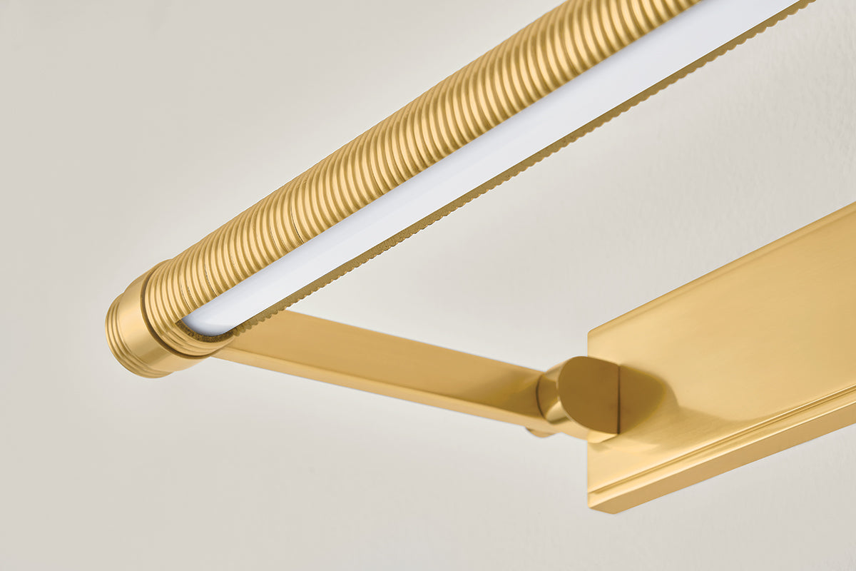 Hudson Valley Duell 18" Picture Light in Aged Brass, room setting 6