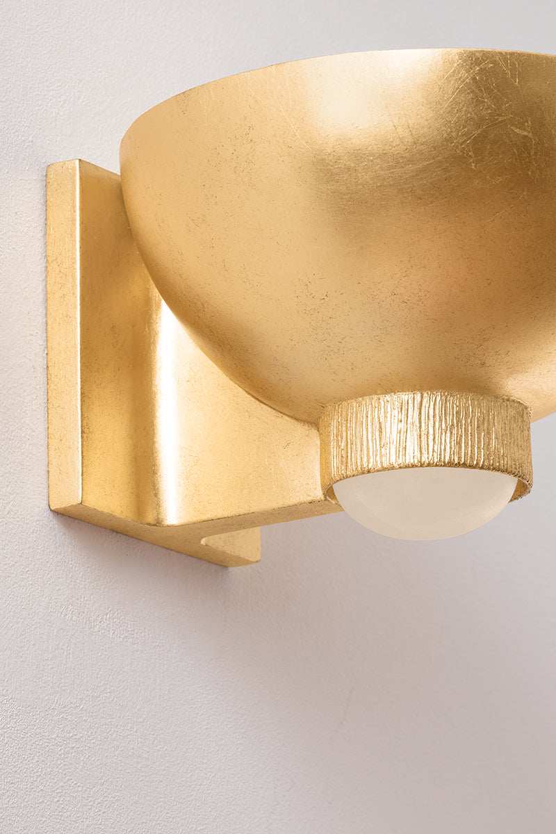 Hudson Valley Fairview Wall Sconce Vintage Gold Leaf detail view 3