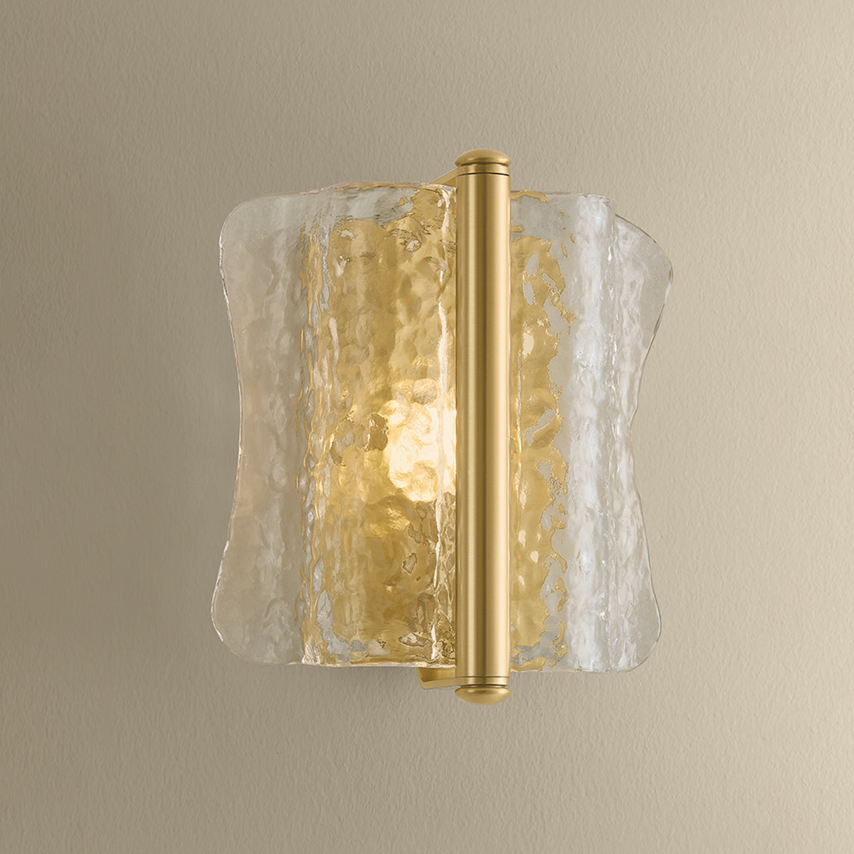 Hudson Valley Fosterdale Wall Sconce in Aged Brass, alternate view 4