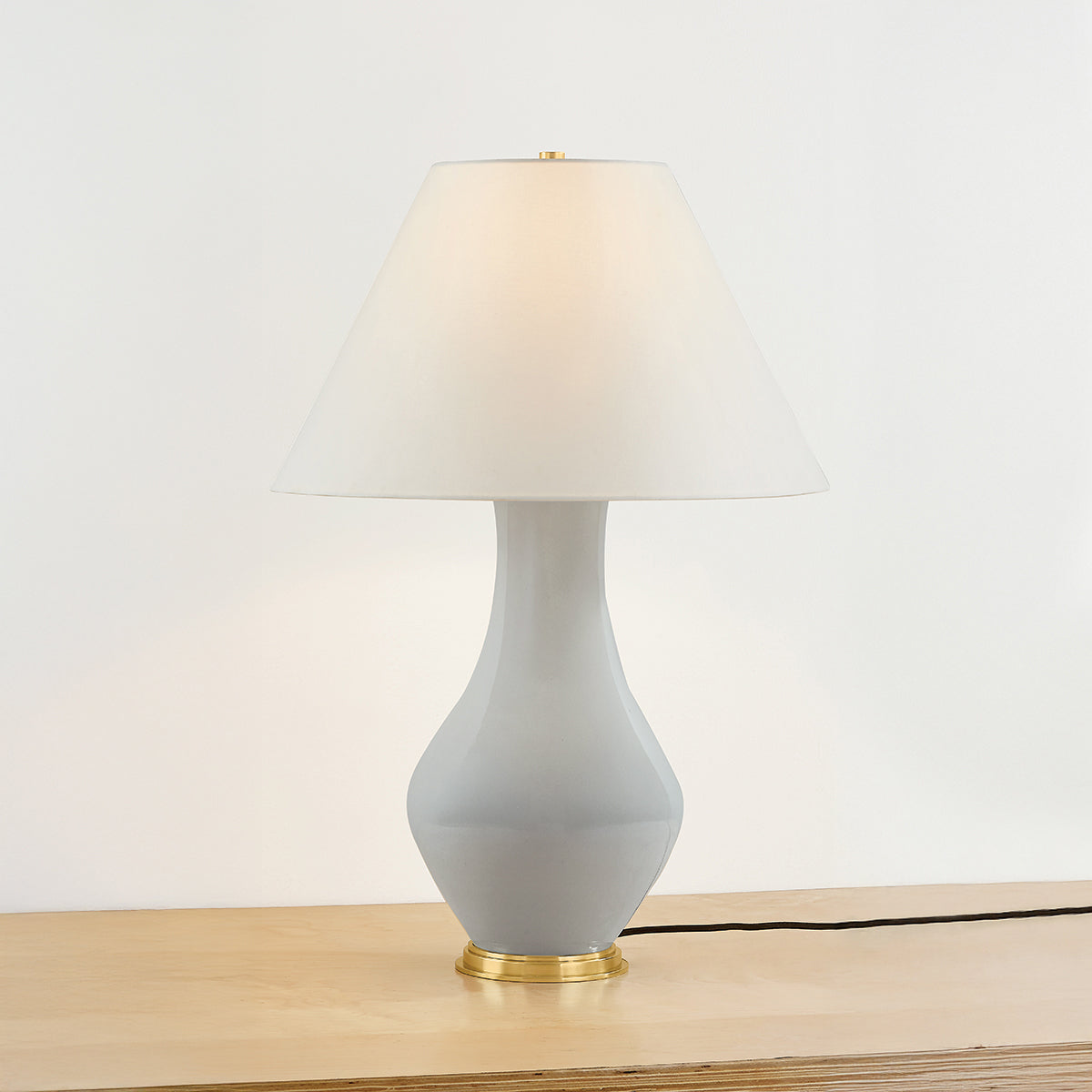 Hudson Valley Hanslope Table Lamp in Aged Brass / Ceramic French Muslin, alternate view 2