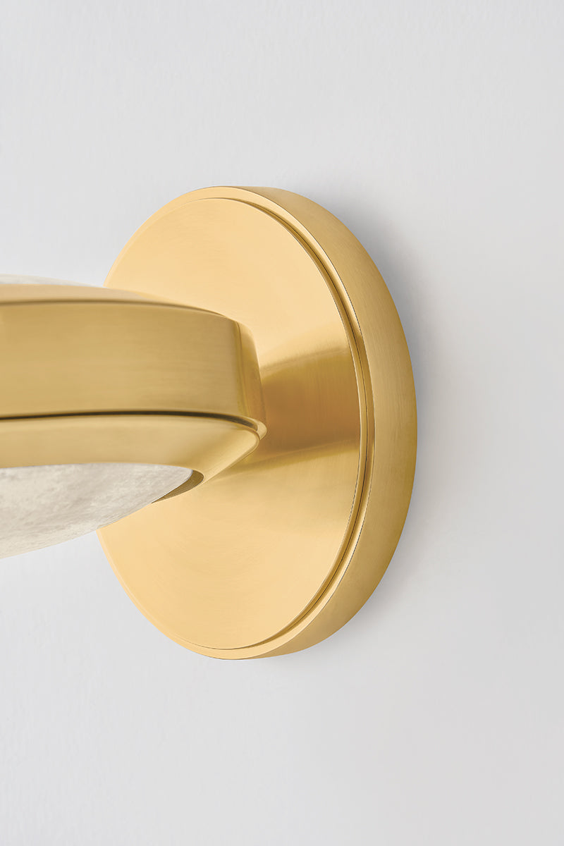 Hudson Valley Harris Wall Sconce in Aged Brass, room setting 2