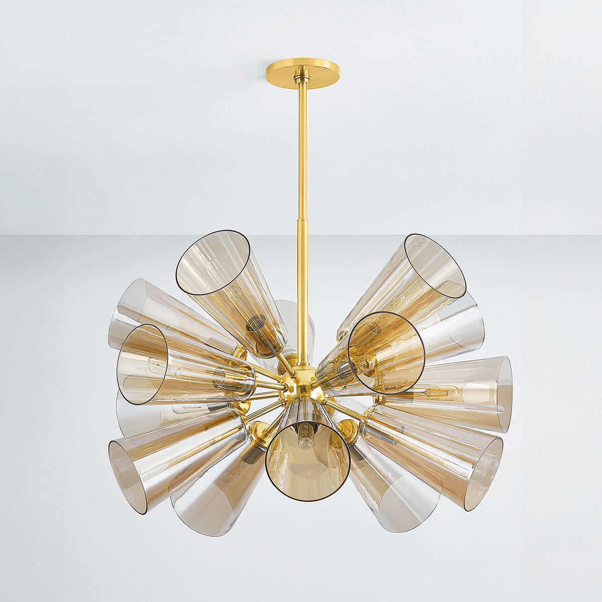 Hudson Valley Hartwood 15-Light Chandelier Aged Brass detail view 1