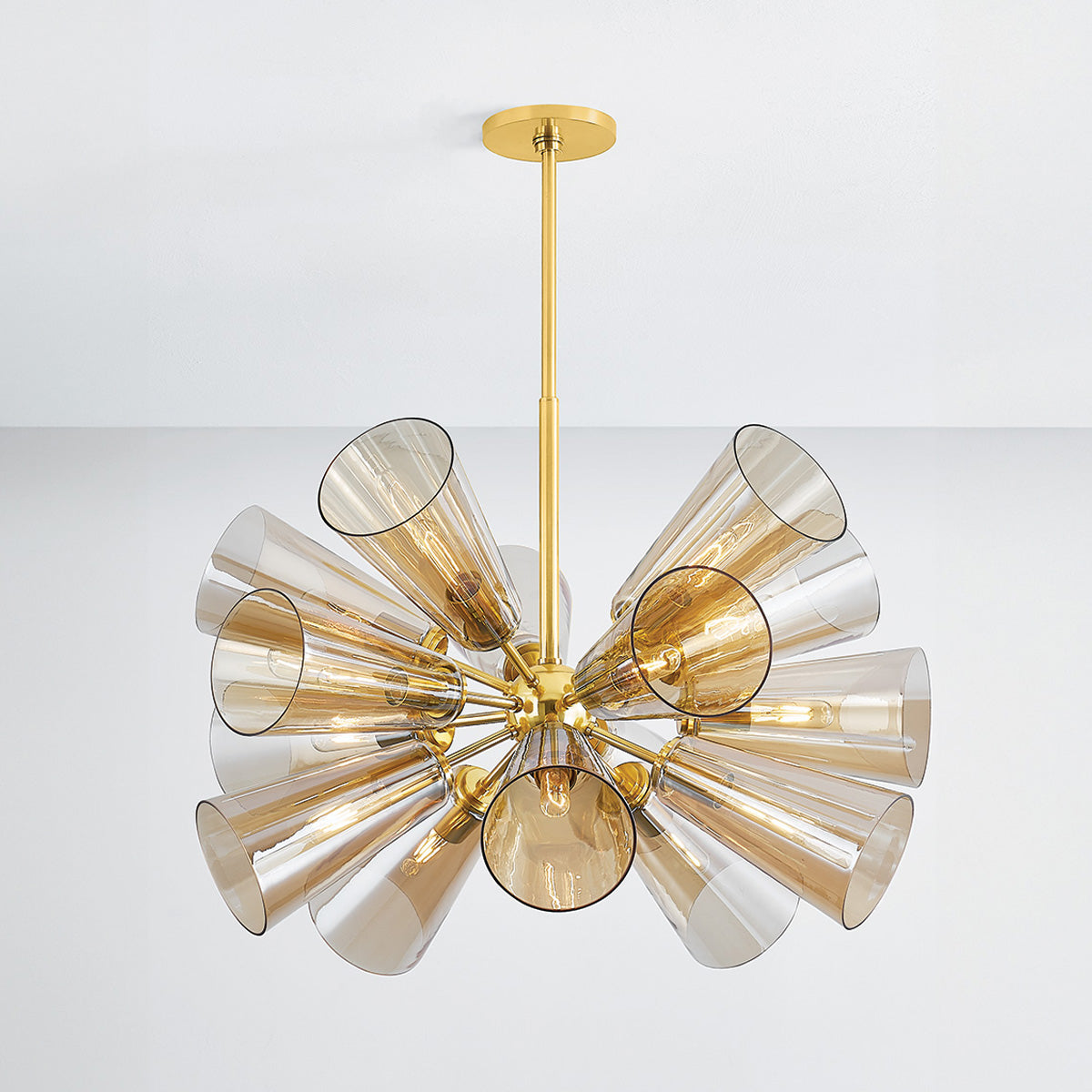 Hudson Valley Hartwood 15-Light Chandelier Aged Brass detail view 2