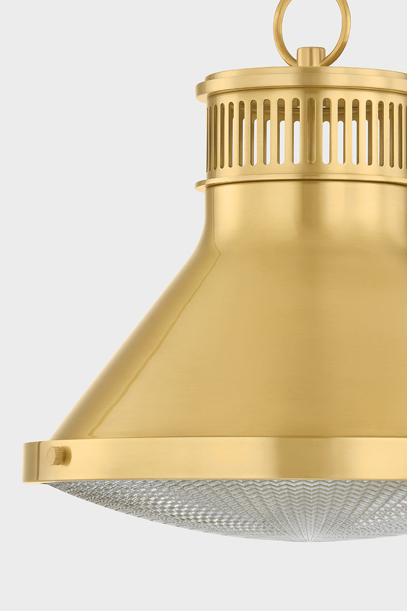 Hudson Valley Highclere 17.75" Pendant in Aged Brass, room setting 10