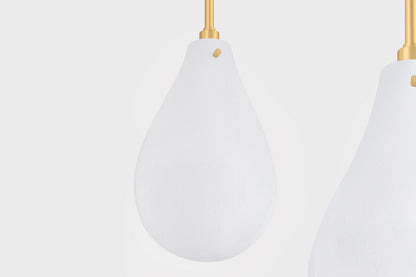 Hudson Valley Ironwood 5-Light Chandelier in Aged Brass, room setting 3