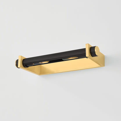 Hudson Valley Judd 18.5" 2-Light Picture Light in Aged Brass / Distressed Bronze, alternate view 2
