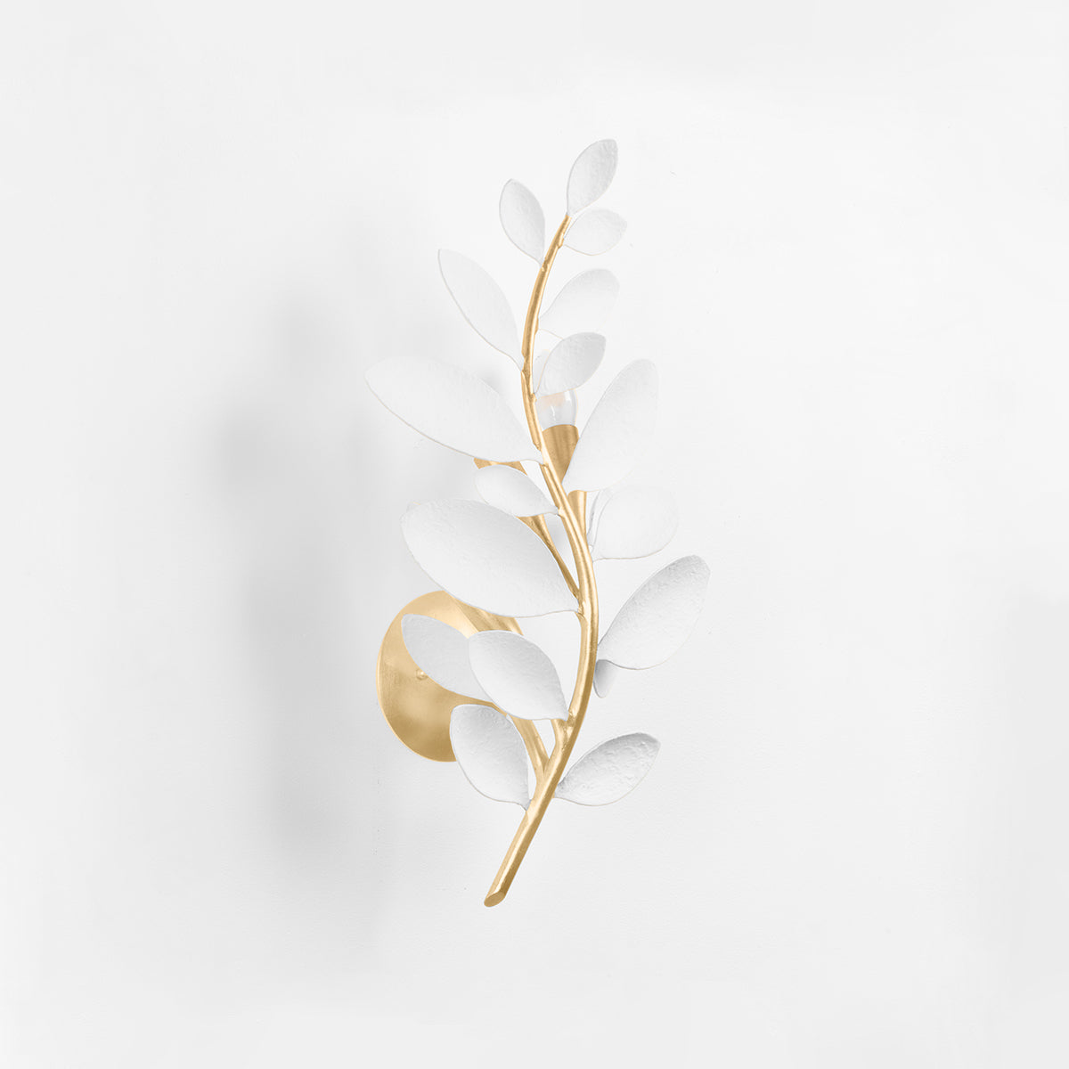 Hudson Valley Marabec 3-Light Wall Sconce Vintage Gold Leaf/White Plaster detail view 1