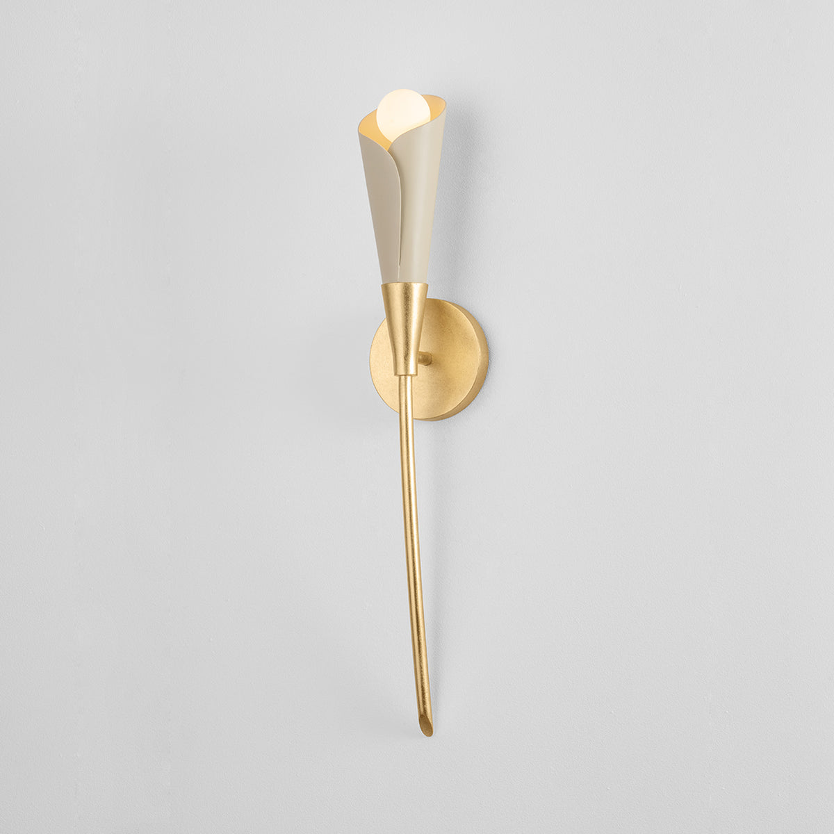 Hudson Valley Montrose Wall Sconce in Vintage Gold Leaf / Soft Sand, alternate view 2