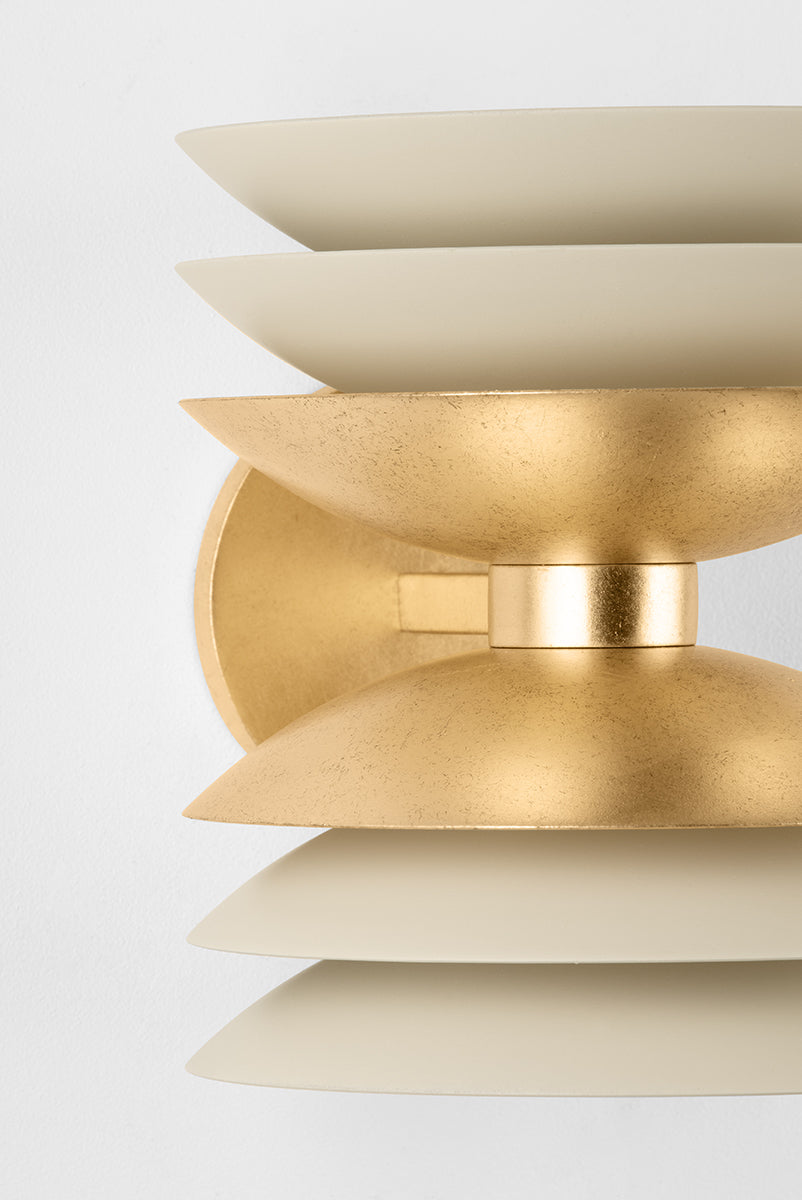Hudson Valley Oneida 2-Light Wall Sconce in Vintage Gold Leaf / Soft Sand, room setting 2