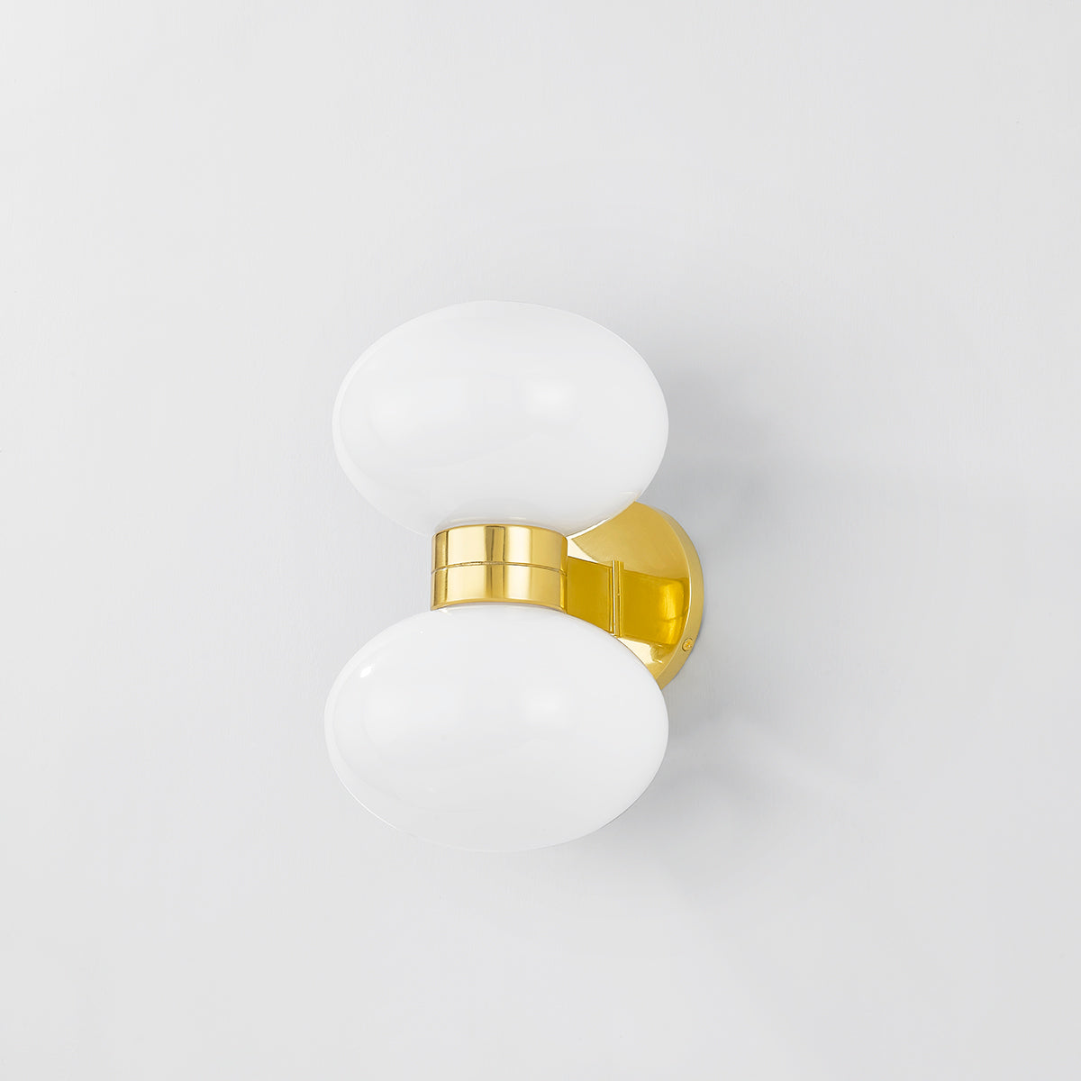 Hudson Valley Otsego 2-Light Wall Sconce Aged Brass detail view 1