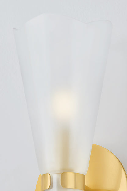Hudson Valley Pine Island Wall Sconce in Aged Brass, room setting 2