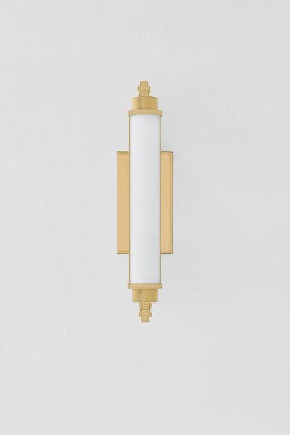 Hudson Valley Plandome 18" Tall Bath & Vanity Light in Aged Brass, room setting 1