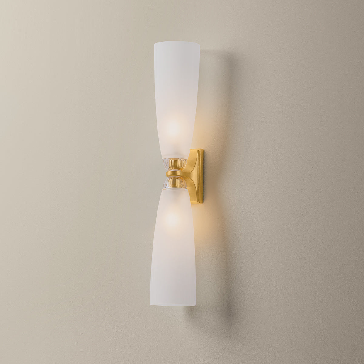 Hudson Valley Ravenswood 2-Light Bath & Vanity Light in Vintage Gold Leaf, alternate view 1