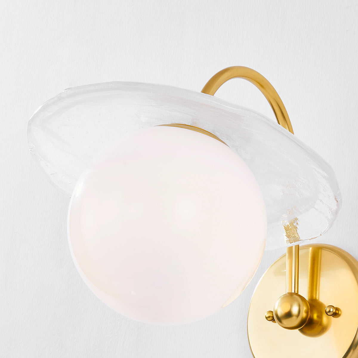 Hudson Valley Stampford Wall Sconce in Aged Brass, alternate view 3
