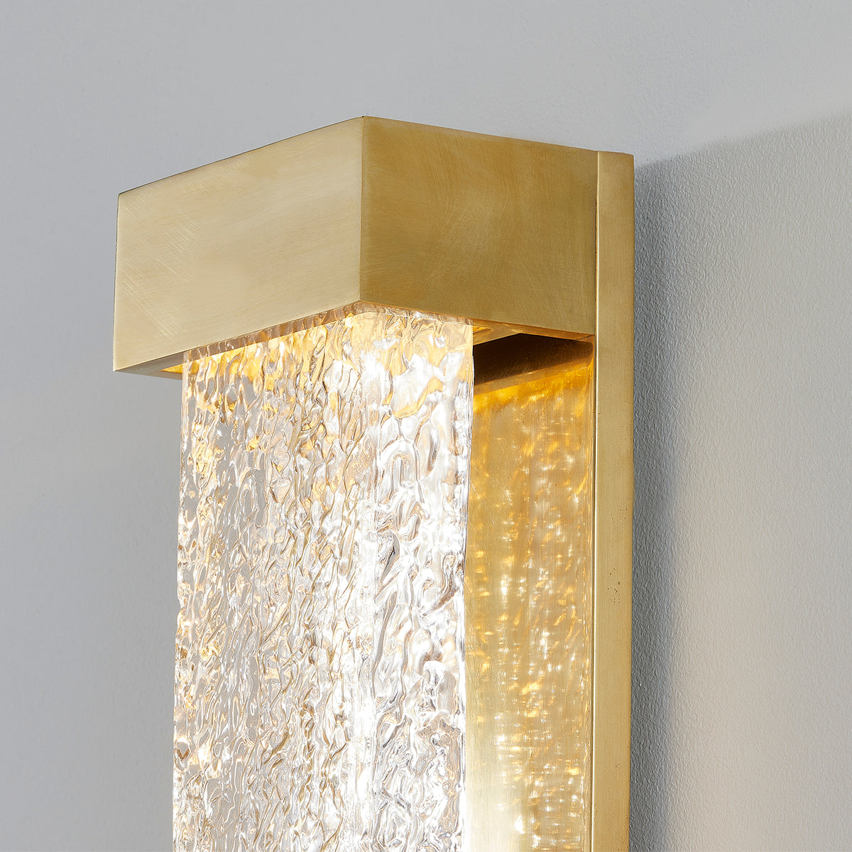 Hudson Valley Tannersville 23" Tall Wall Sconce in Aged Brass, alternate view 1