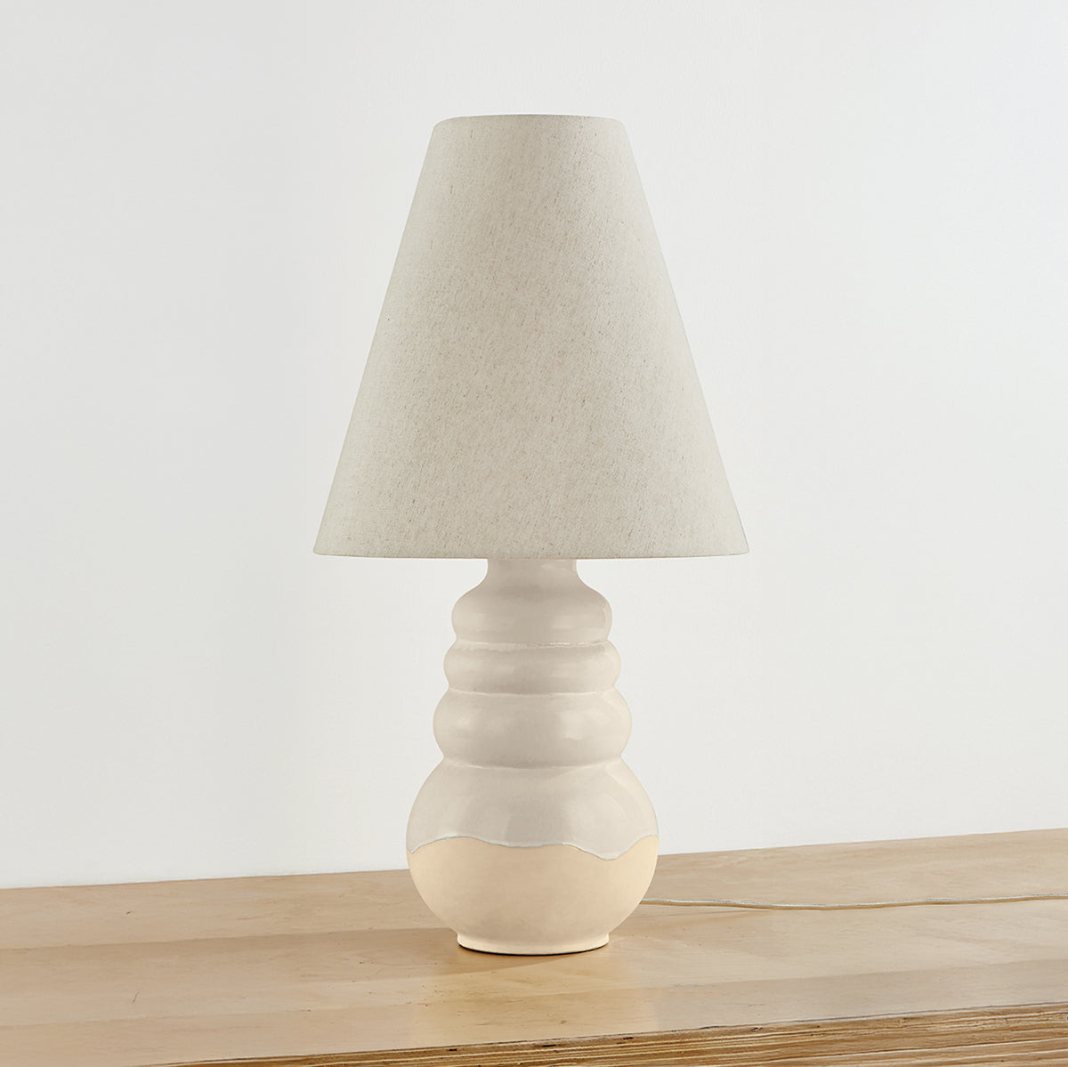 Hudson Valley Tybee Table Lamp in Aged Brass / Ceramic Elemental White, alternate view 1