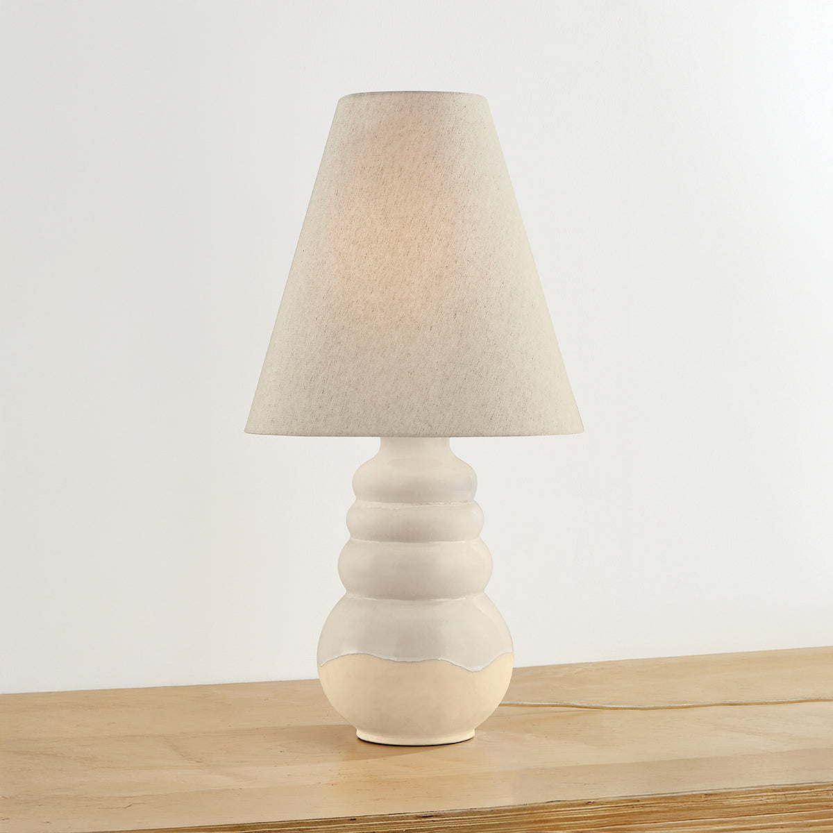 Hudson Valley Tybee Table Lamp in Aged Brass / Ceramic Elemental White, alternate view 2
