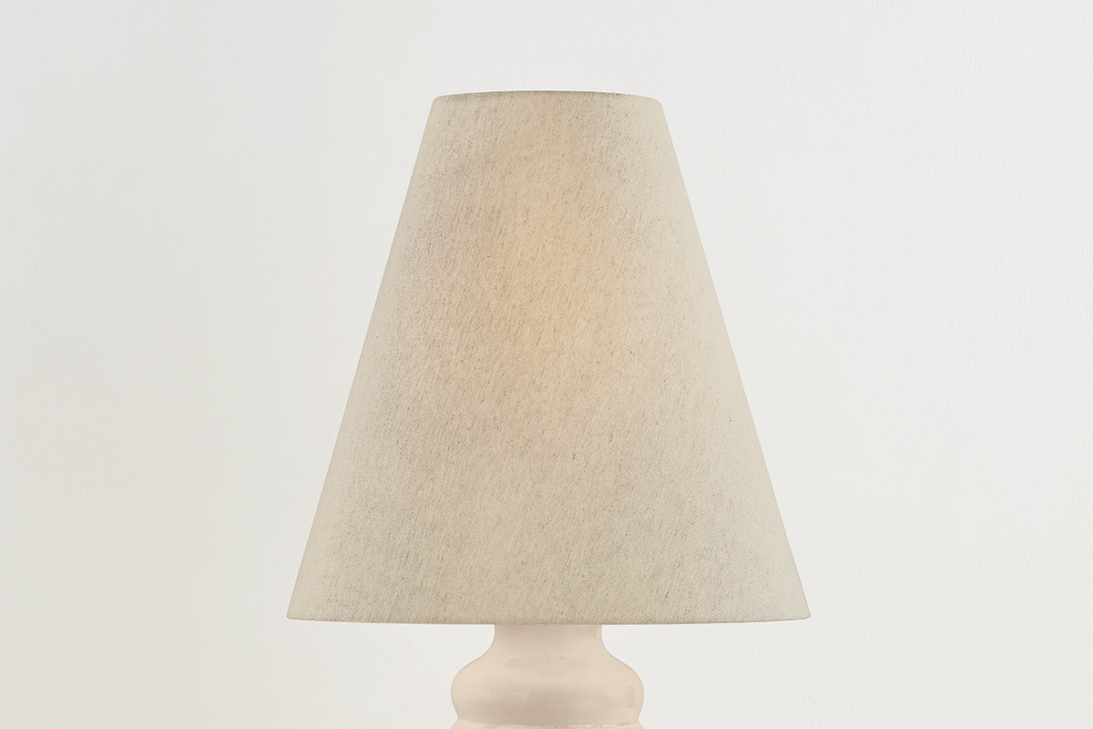 Hudson Valley Tybee Table Lamp in Aged Brass / Ceramic Elemental White, room setting 2