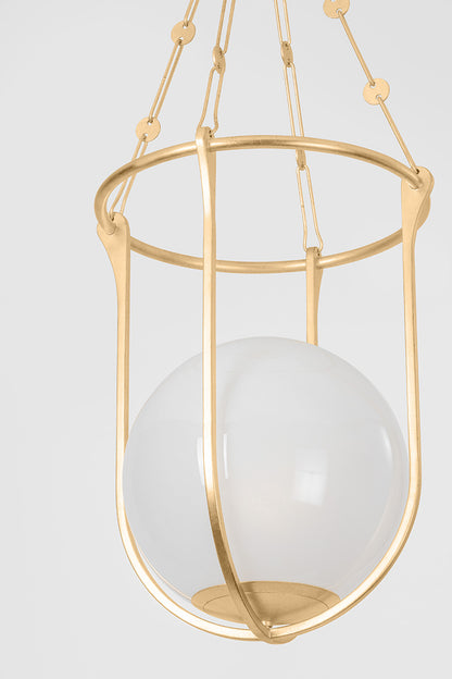 Hudson Valley Verbank 17.75" Lantern in Vintage Gold Leaf, room setting 1