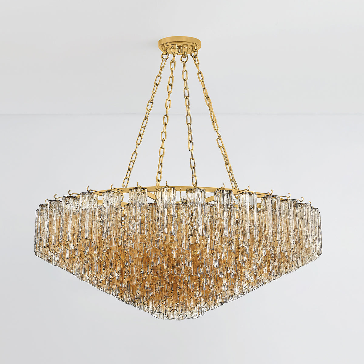 Hudson Valley Watertown 21-Light Chandelier in Aged Brass, alternate view 1